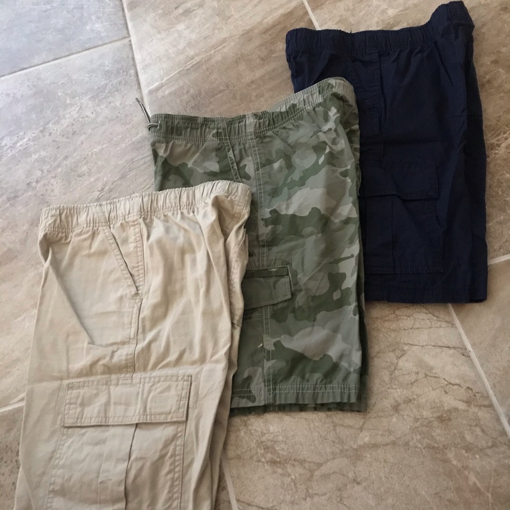 (3) size 10 Cargo boy shorts